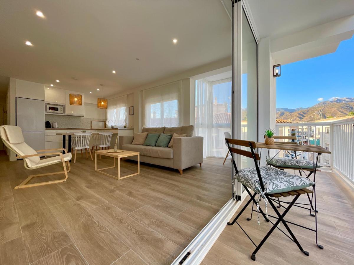 La Esquinita De Marcos Apartment Нерха Екстериор снимка