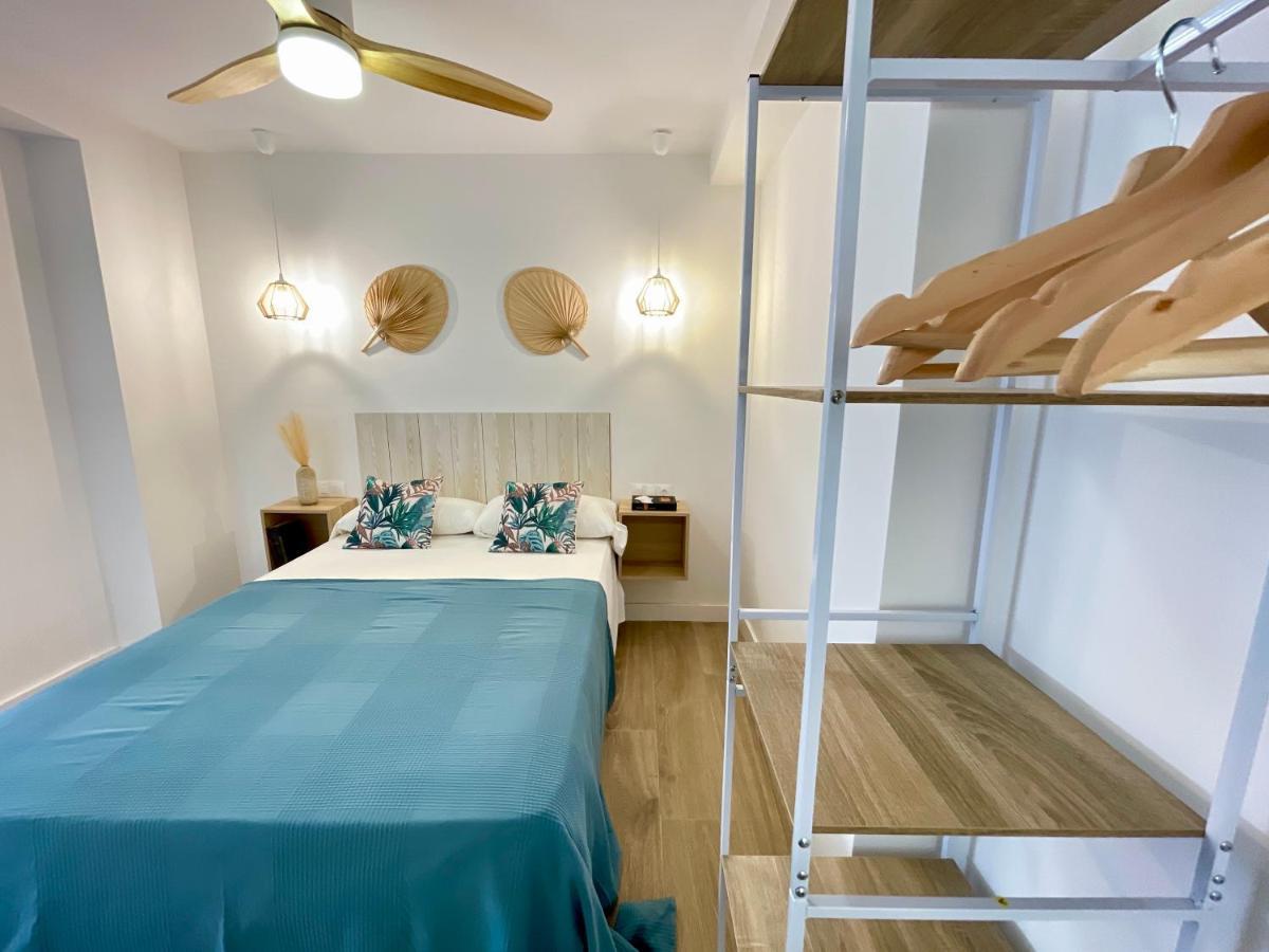 La Esquinita De Marcos Apartment Нерха Екстериор снимка